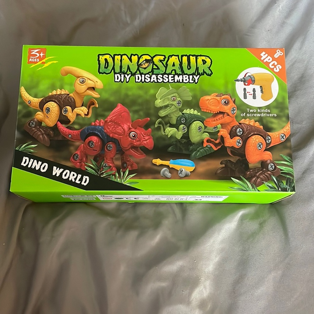 Dino STEM toy